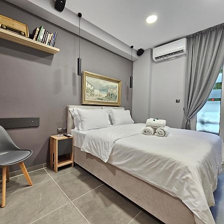 Dione Luxury Business Suite In The Heart Of Athen Exterior foto