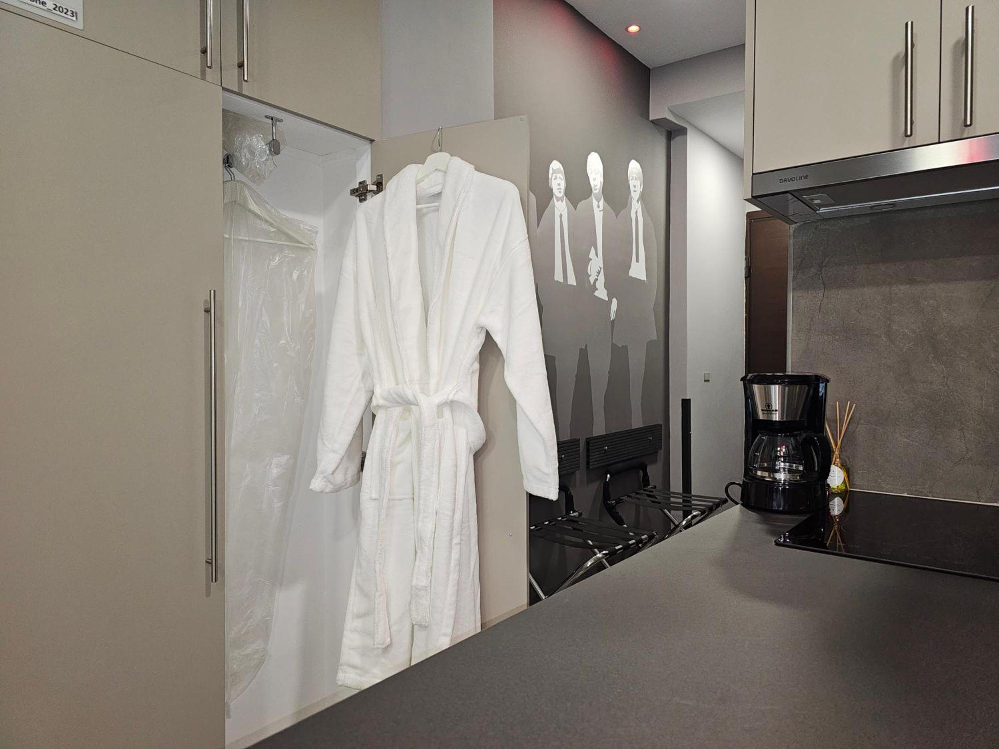 Dione Luxury Business Suite In The Heart Of Athen Exterior foto