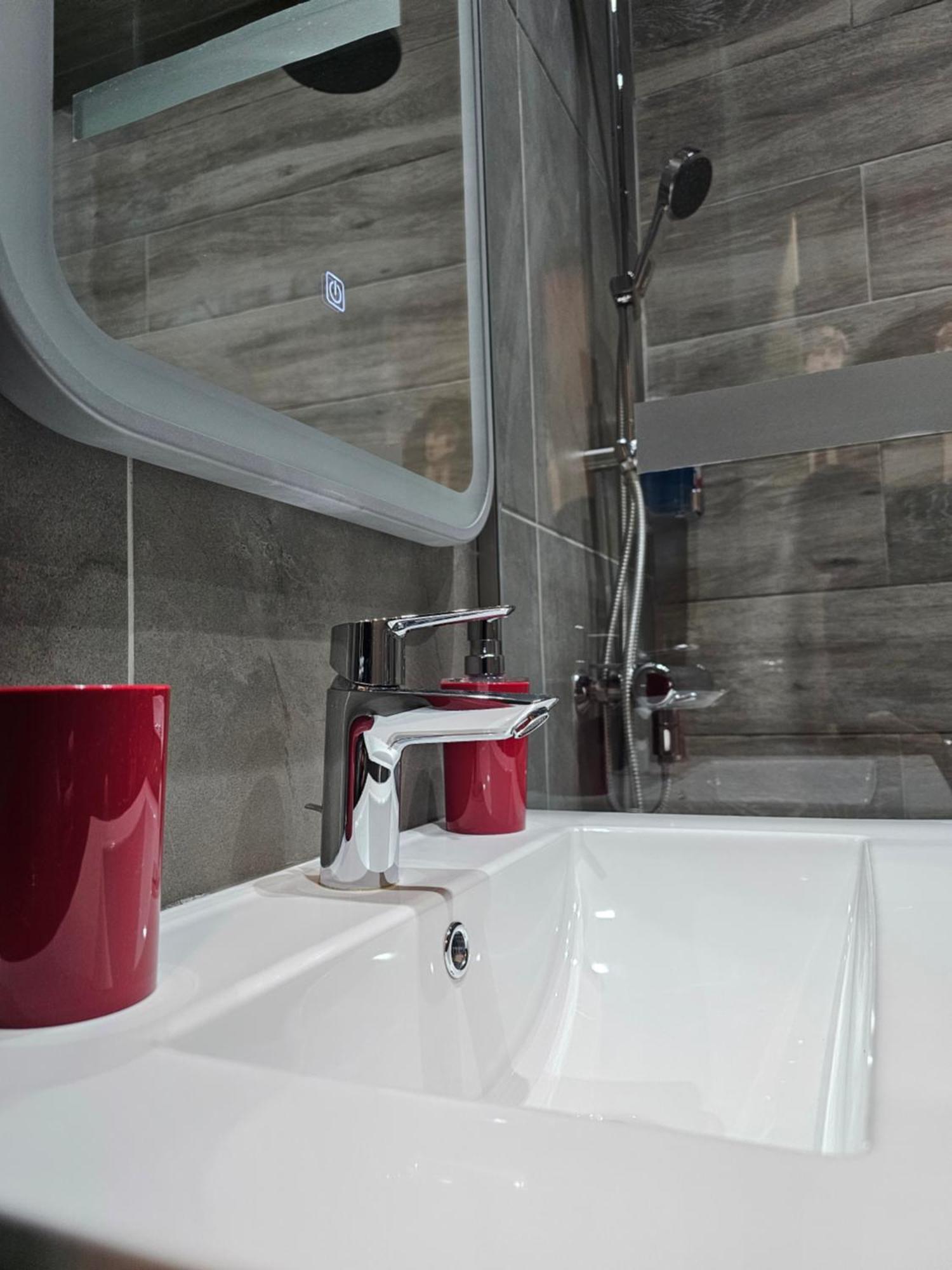 Dione Luxury Business Suite In The Heart Of Athen Exterior foto