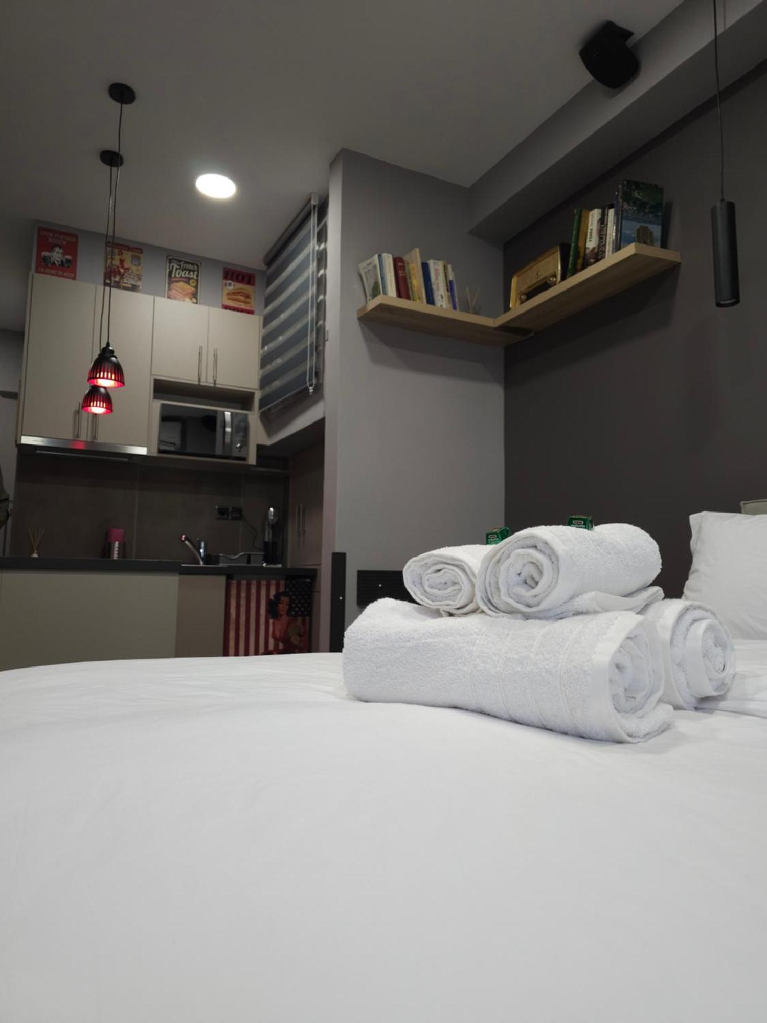 Dione Luxury Business Suite In The Heart Of Athen Exterior foto